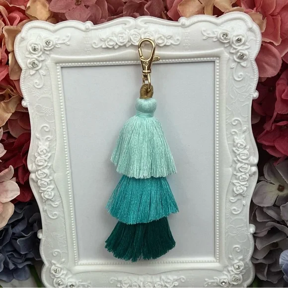 Boho Long Multi Tier Green Fringe Purse Charm - Picture 2 of 14